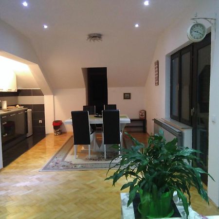 Receptiva Bl Apartment บันยาลูกา ภายนอก รูปภาพ