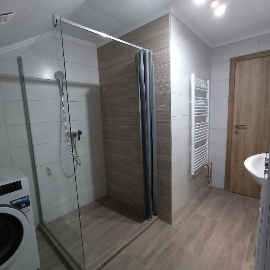 Receptiva Bl Apartment บันยาลูกา ภายนอก รูปภาพ
