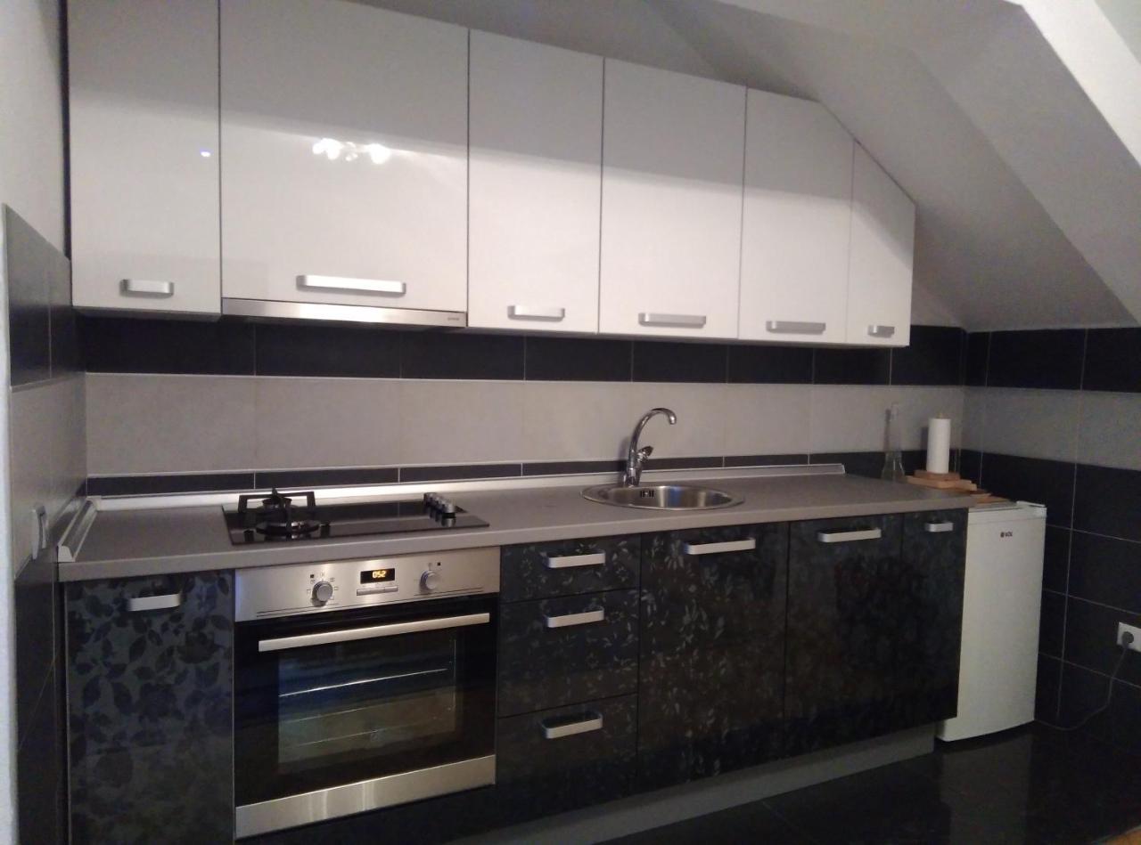 Receptiva Bl Apartment บันยาลูกา ภายนอก รูปภาพ
