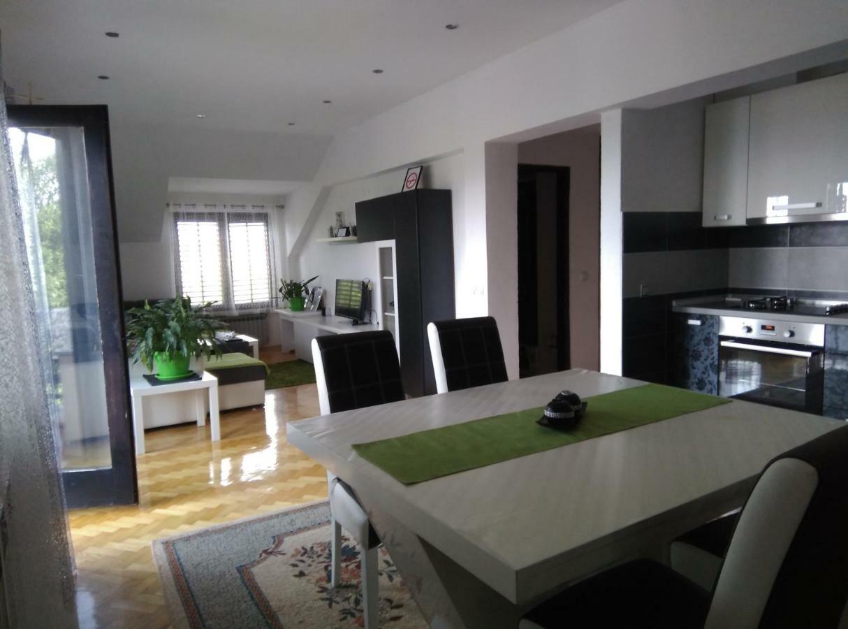 Receptiva Bl Apartment บันยาลูกา ภายนอก รูปภาพ