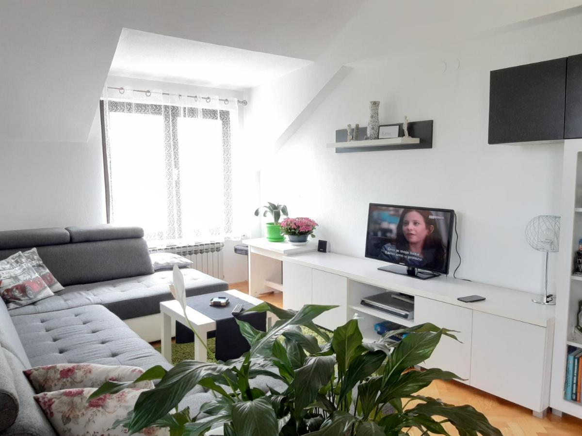 Receptiva Bl Apartment บันยาลูกา ภายนอก รูปภาพ